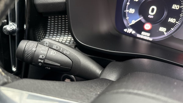 Used Volvo XC40 2020 for sale - 76261680: Photo 31