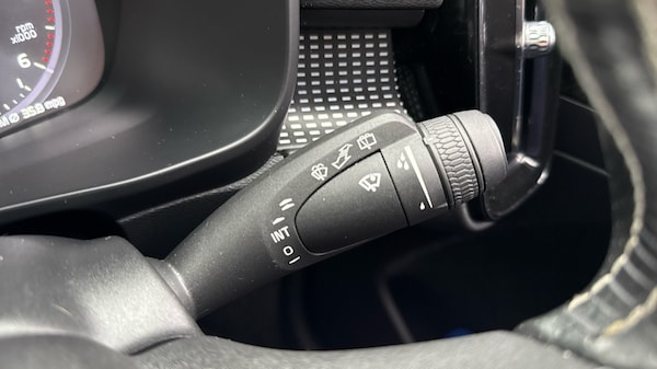 Used Volvo XC40 2020 for sale - 76261680: Photo 32