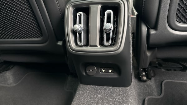 Used Volvo XC40 2020 for sale - 76261680: Photo 36