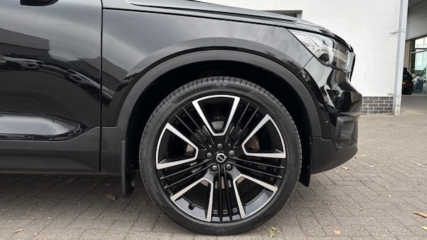 Used Volvo XC40 2020 for sale - 76261680: Photo 9