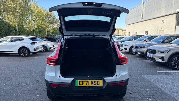 Used Volvo XC40 2021 for sale - 76229476: Photo 13