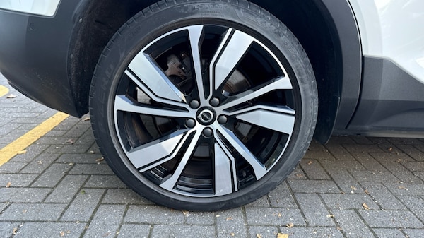 Used Volvo XC40 2021 for sale - 76229476: Photo 16