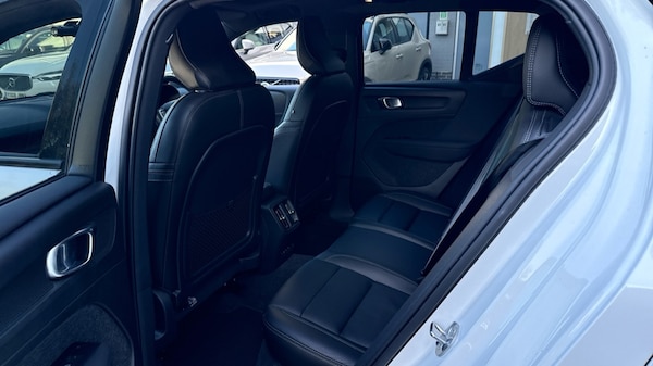 Used Volvo XC40 2021 for sale - 76229476: Photo 24