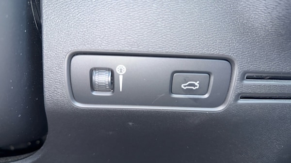 Used Volvo XC40 2021 for sale - 76229476: Photo 36