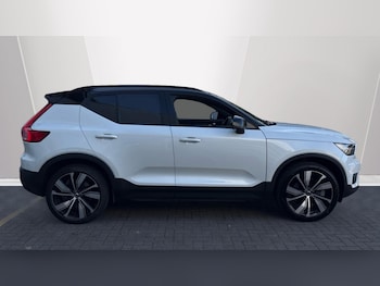 Used Volvo XC40 2021 for sale - 76229476: Photo 3