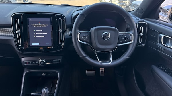 Used Volvo XC40 2021 for sale - 76229476: Photo 5