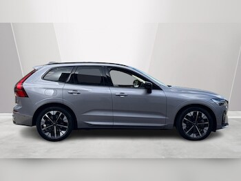 Used Volvo XC60 2025 for sale - 78080974: Photo