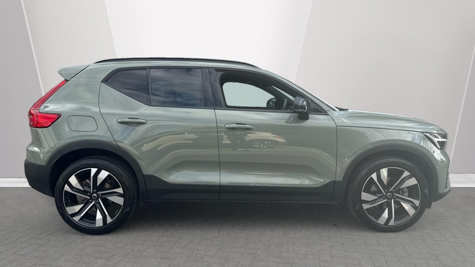 Used Volvo XC40 2025 for sale - 77004915: Photo 3