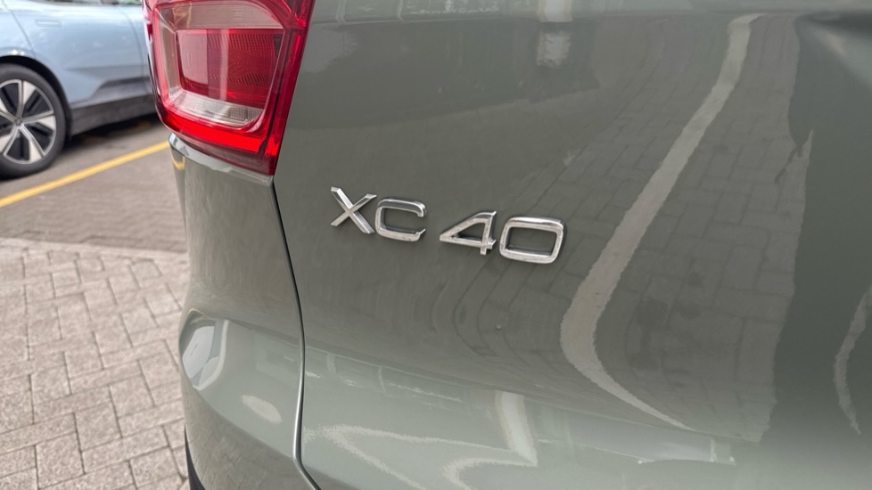 Used Volvo XC40 2025 for sale - 77004915: Photo 44