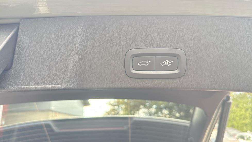 Used Volvo XC40 2025 for sale - 77004915: Photo 48