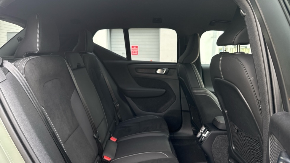 Used Volvo XC40 2025 for sale - 77004915: Photo 6