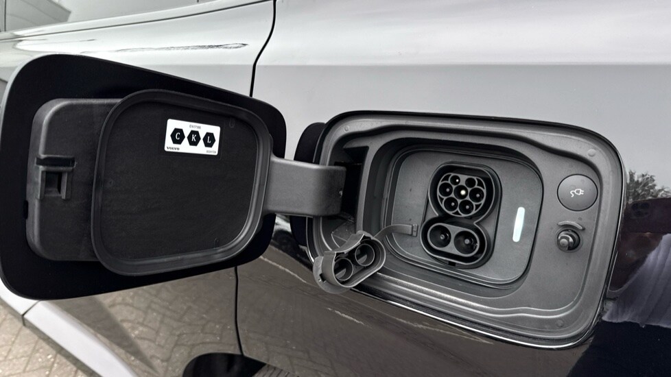 Used Volvo EX90 2025 for sale - 76375471: Photo 25