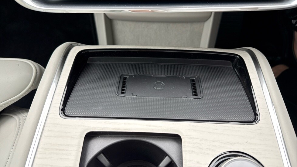 Used Volvo EX90 2025 for sale - 76375471: Photo 31