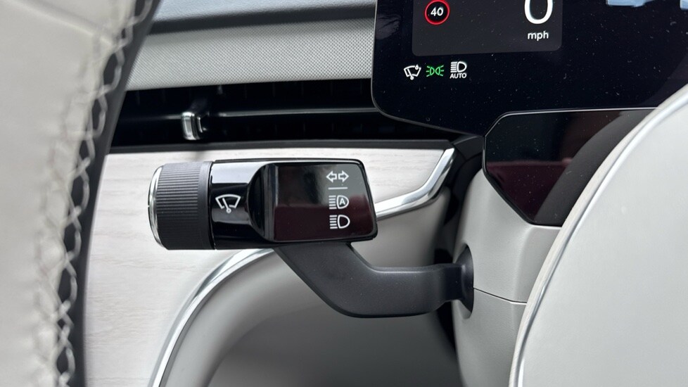 Used Volvo EX90 2025 for sale - 76375471: Photo 35