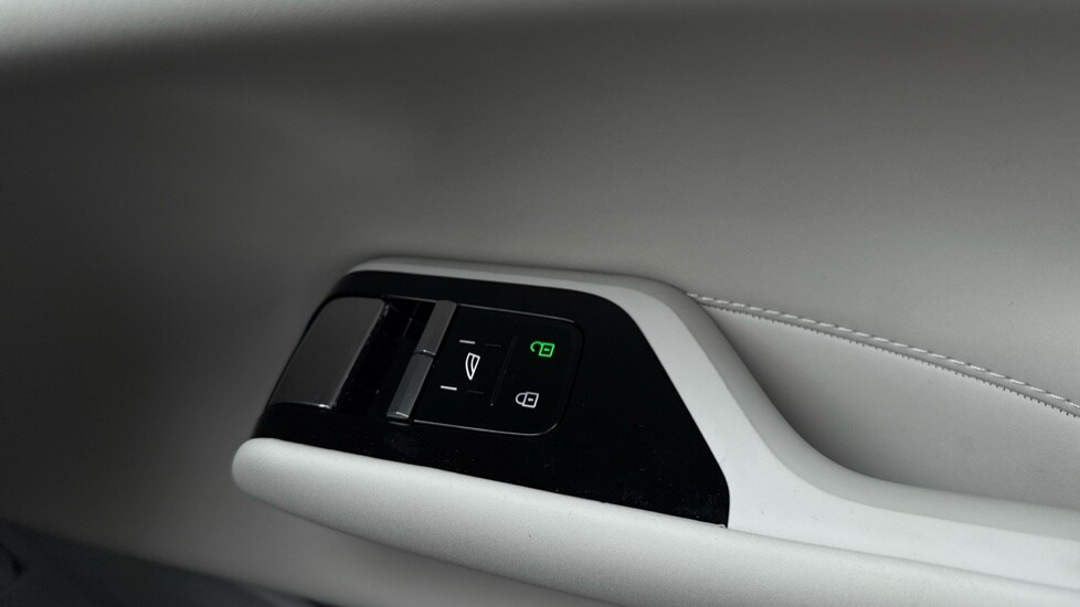 Used Volvo EX90 2025 for sale - 76375471: Photo 39