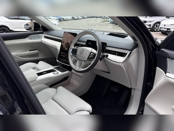 Used Volvo EX90 2025 for sale - 76375471: Photo