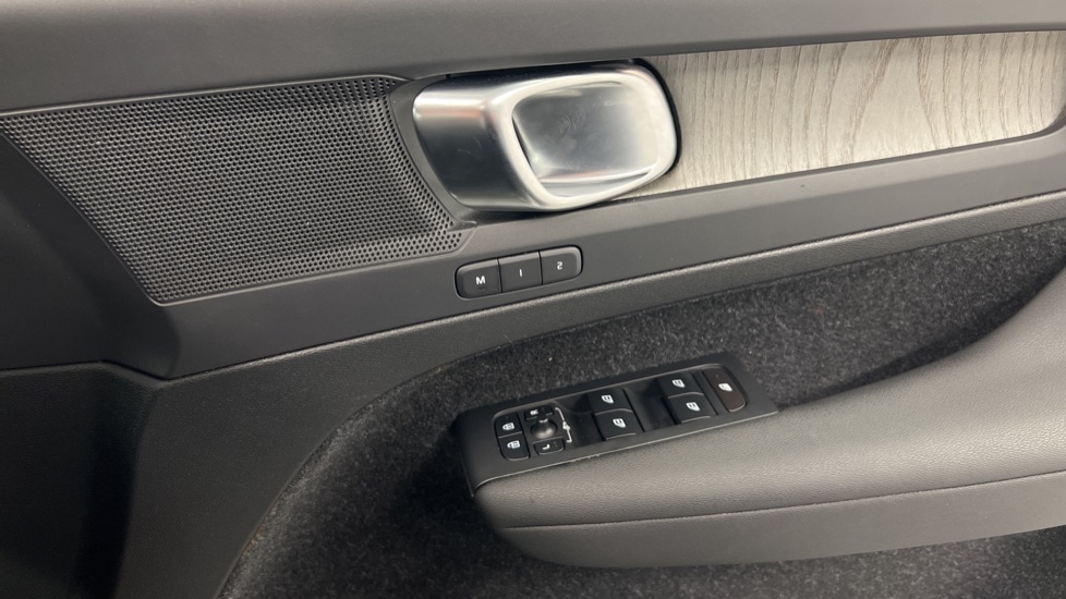 Used Volvo XC40 2020 for sale - 76438125: Photo 15