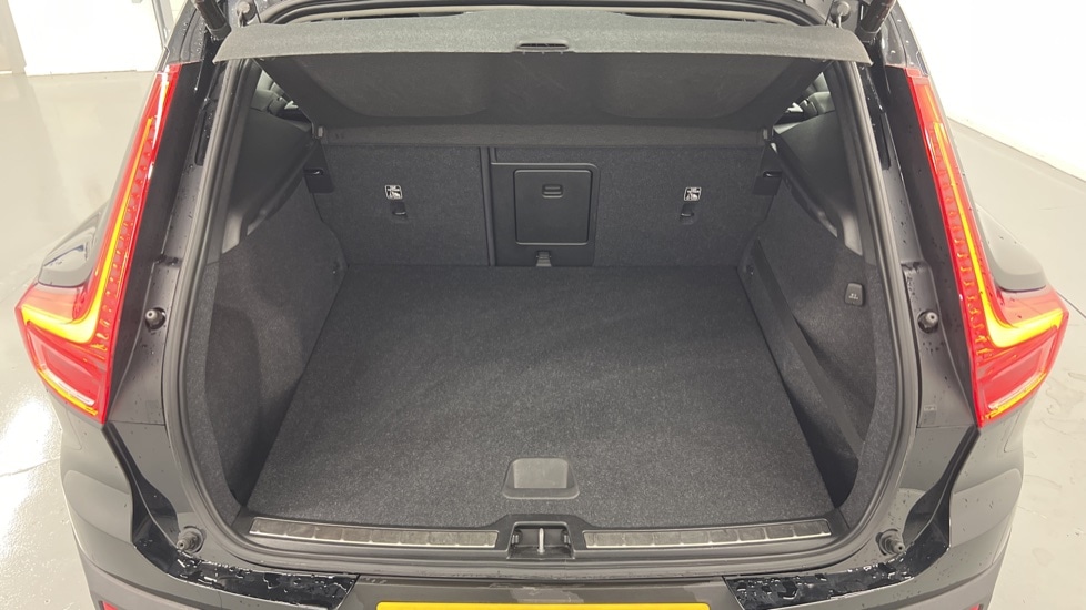 Used Volvo XC40 2020 for sale - 76438125: Photo 17