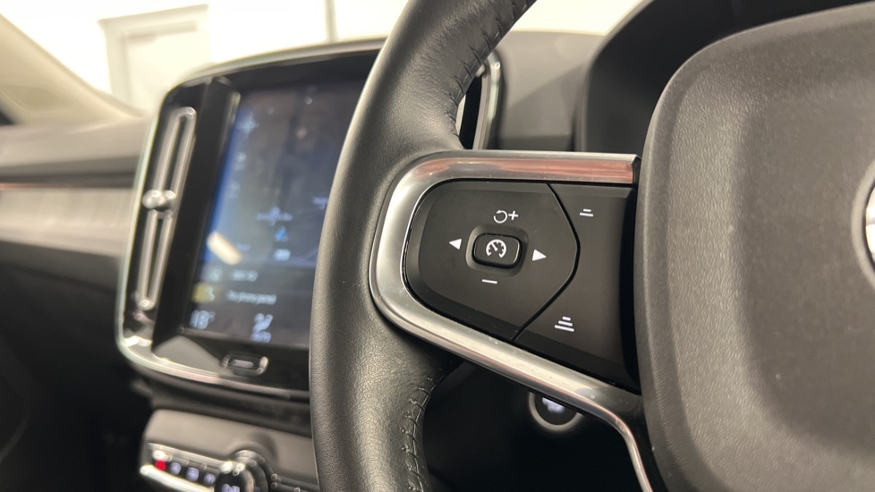 Used Volvo XC40 2020 for sale - 76438125: Photo 18