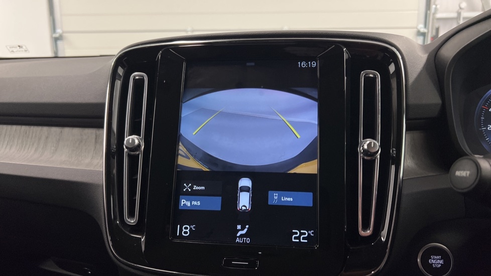 Used Volvo XC40 2020 for sale - 76438125: Photo 31