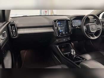 Used Volvo XC40 2020 for sale - 76438125: Photo