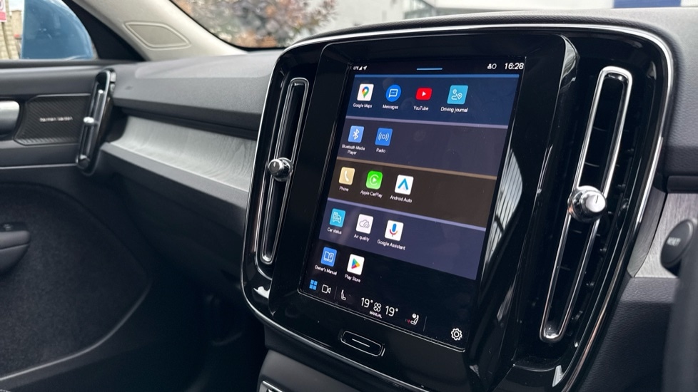 Used Volvo XC40 2025 for sale - 76914918: Photo 12