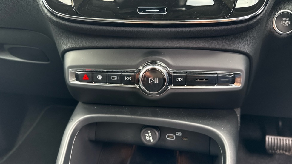 Used Volvo XC40 2025 for sale - 76914918: Photo 16