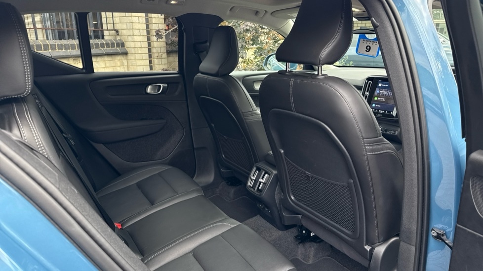 Used Volvo XC40 2025 for sale - 76914918: Photo 38