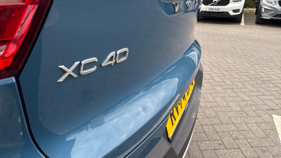 Used Volvo XC40 2025 for sale - 76914918: Photo 43