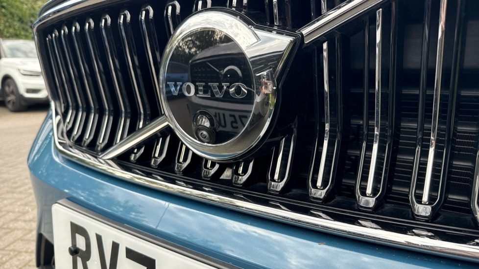 Used Volvo XC40 2025 for sale - 76914918: Photo 50