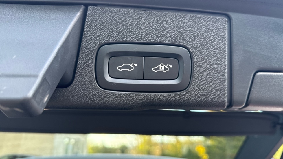 Used Volvo XC60 2025 for sale - 77397366: Photo 18