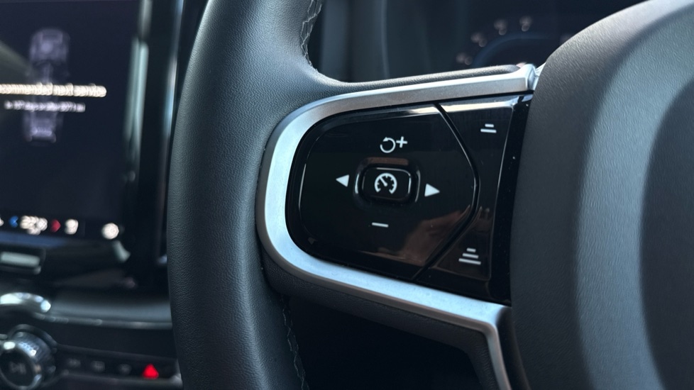 Used Volvo XC60 2025 for sale - 77397366: Photo 46