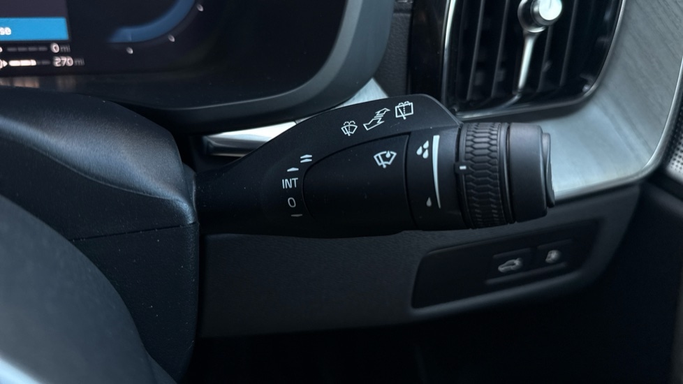 Used Volvo XC60 2025 for sale - 77397366: Photo 48