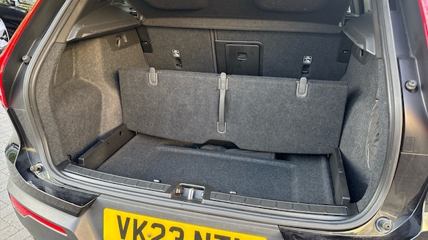 Used Volvo XC40 2023 for sale - 76249904: Photo 15