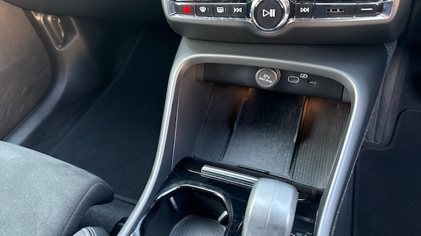 Used Volvo XC40 2023 for sale - 76249904: Photo 34