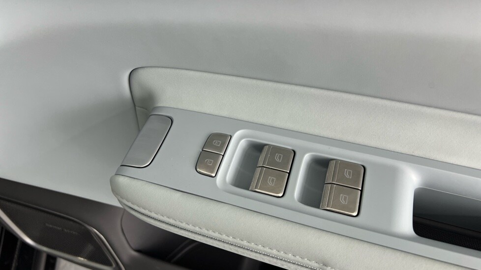 Used Polestar Polestar 4 2025 for sale - 77855624: Photo 33