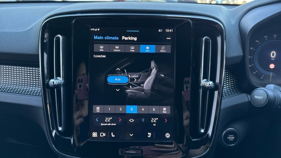 Used Volvo XC40 2025 for sale - 75921918: Photo 15