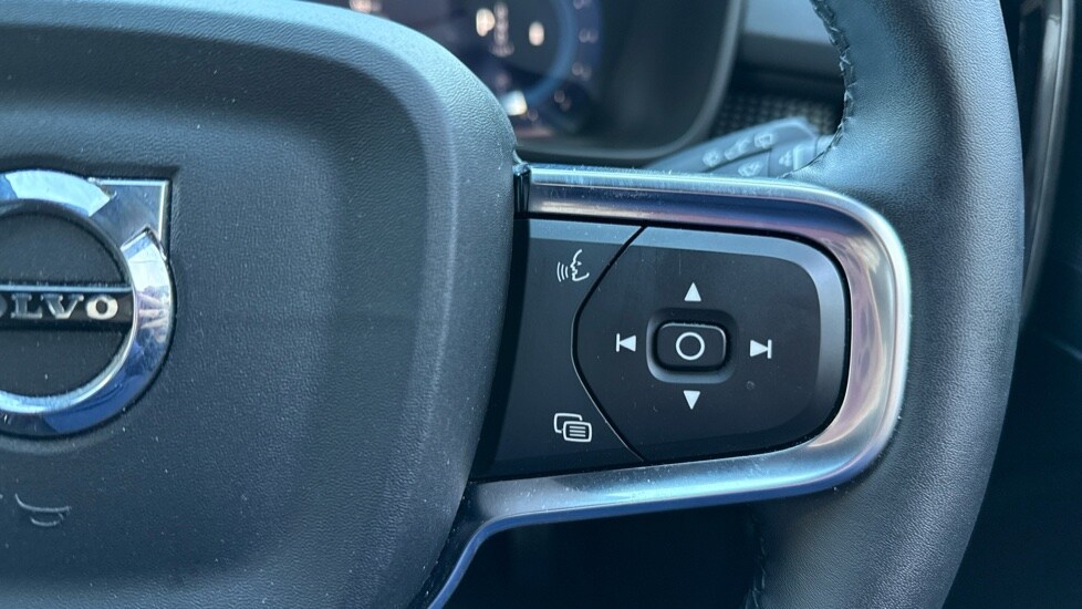 Used Volvo XC40 2025 for sale - 75921918: Photo 20