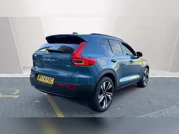 Used Volvo XC40 2025 for sale - 75921918: Photo