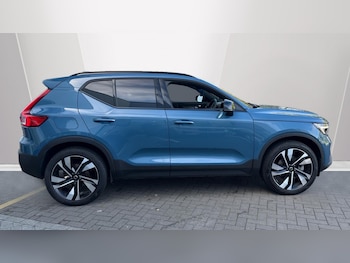 Used Volvo XC40 2025 for sale - 75921918: Photo