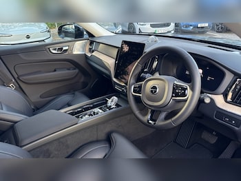 Used Volvo XC60 2025 for sale - 76003575: Photo