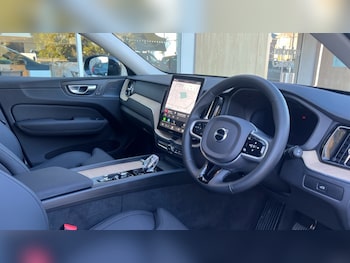Used Volvo XC60 2025 for sale - 78929113: Photo