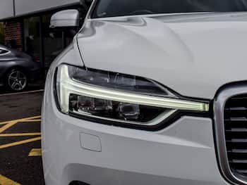 Used Volvo XC60 2017 for sale - 79596033: Photo