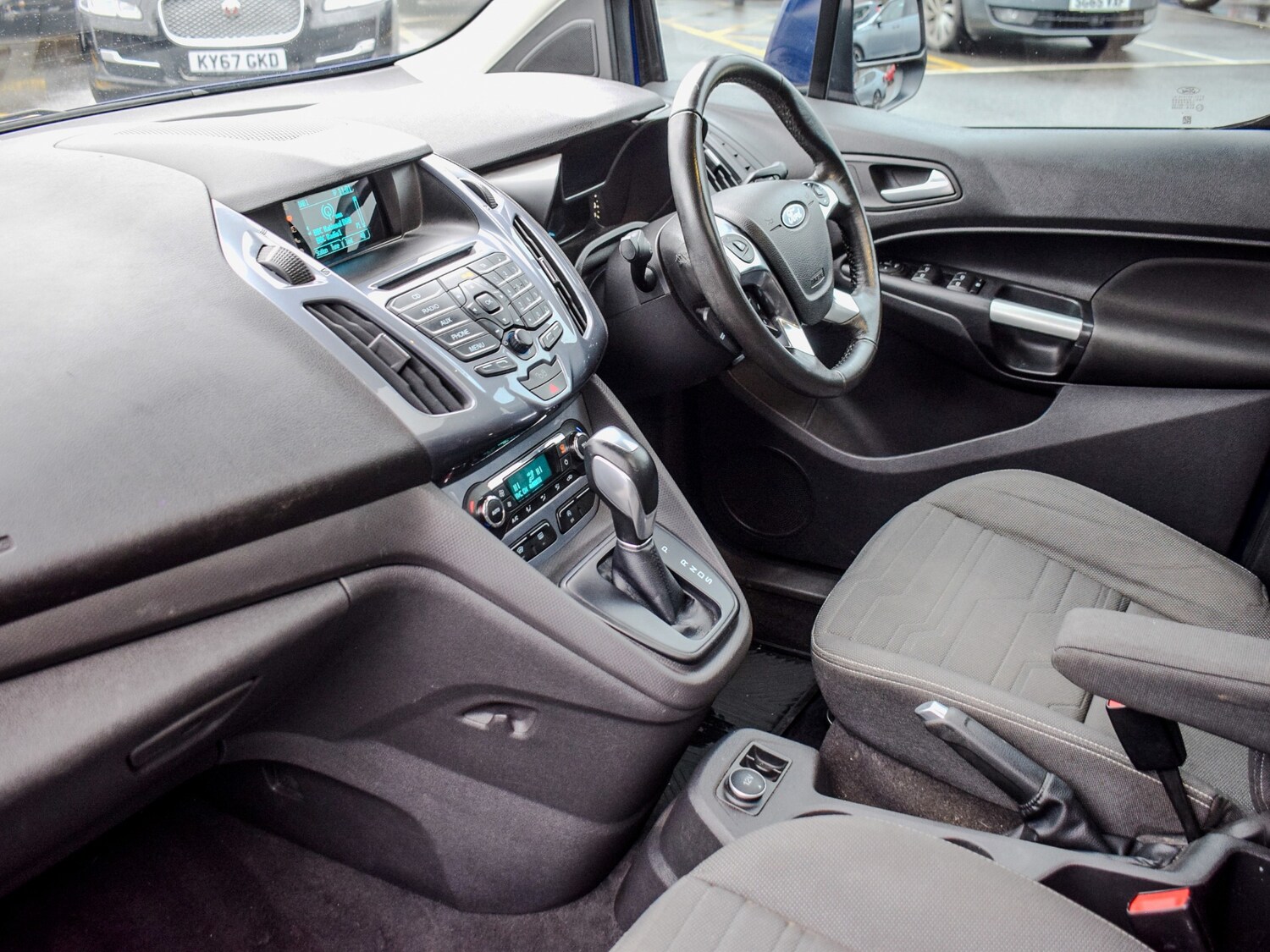 Used Ford Grand Tourneo Connect 2016 for sale - 77541505: Photo 12