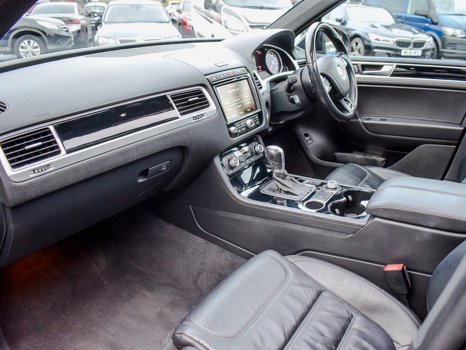 Used Volkswagen Touareg 2017 for sale - 76531147: Photo 13