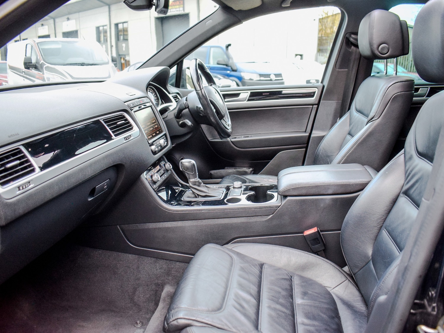 Used Volkswagen Touareg 2017 for sale - 76531147: Photo 14