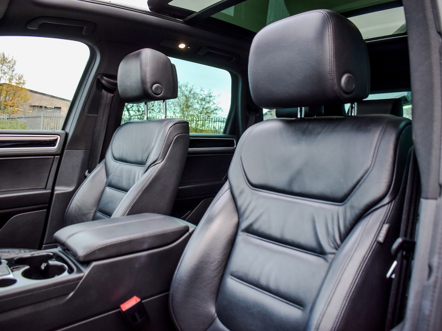 Used Volkswagen Touareg 2017 for sale - 76531147: Photo 15