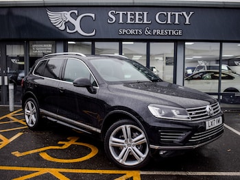 Used Volkswagen Touareg 2017 for sale - 76531147: Photo