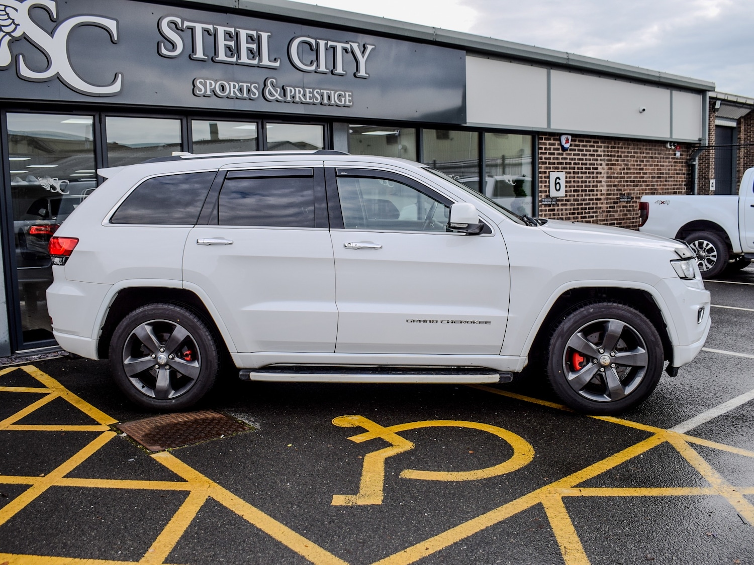 Used Jeep Grand Cherokee 2015 for sale - 76402532: Photo 5