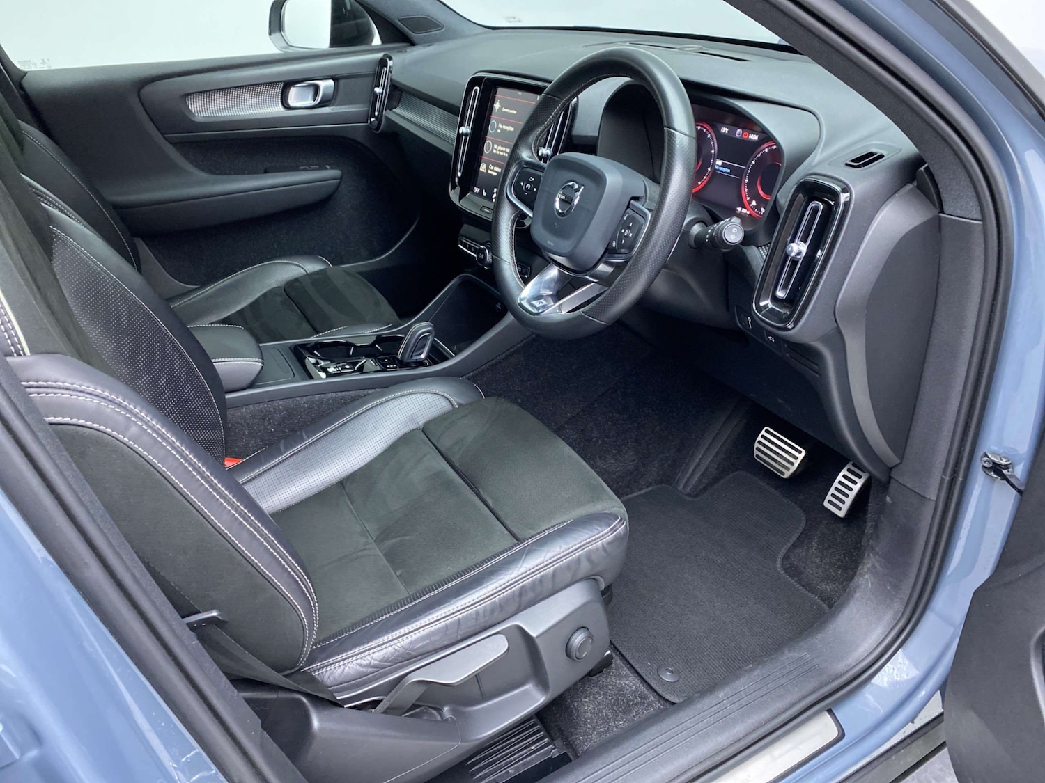 Used Volvo XC40 2020 for sale - 77087633: Photo 11